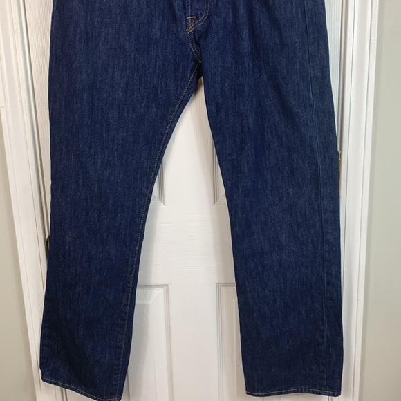 Levi Strauss 501 button fly denim jeans size 36X32. - Picture 3 of 6
